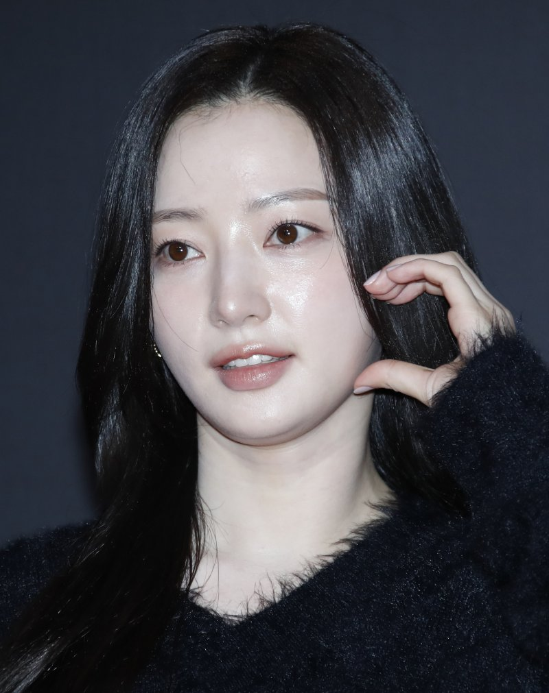 송하윤 학폭 의혹 폭로자 남성, 100억 손배 소송 준비