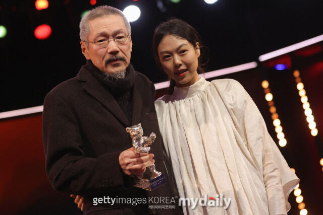 김민희·홍상수, 아들 출산  혼외자 호적