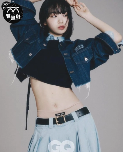 르세르핌 LE SSERAFIM 김채원 배꼽 샷!