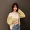 흰색 크롭티 여친룩