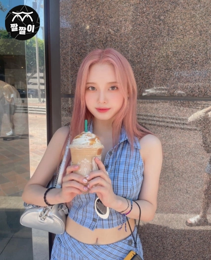 라잇썸 LIGHTSUM 김나영 배꼽
