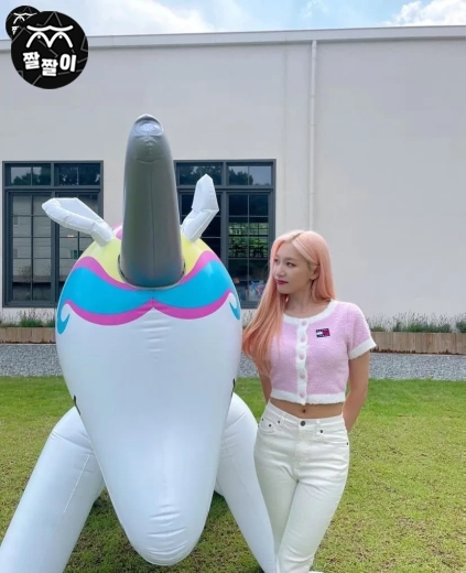 라붐 아이돌 소연 배꼽