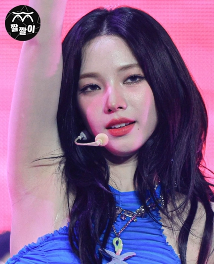 스엠콘 에스파 카리나 겨드랑이 초고화질
