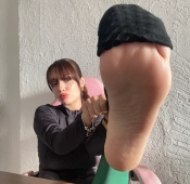 서양녀 발바닥 노출