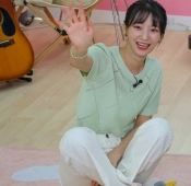 오마이걸 배유빈 발바닥 노출 모음
