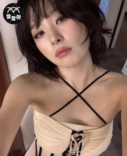 레드벨벳 슬기 겨주름 셀카