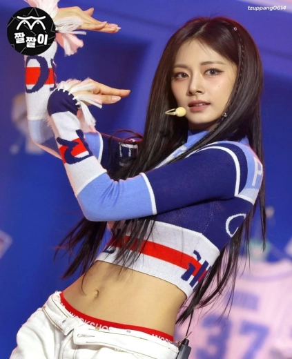 완벽한 갓미모 트와이스 쯔위