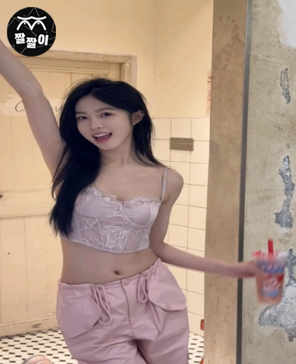 너무이쁜 란제리룩의 차이나녀