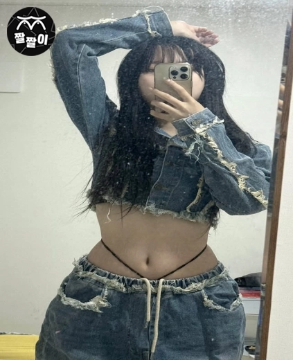일반인 개미허리 은근슬꼽