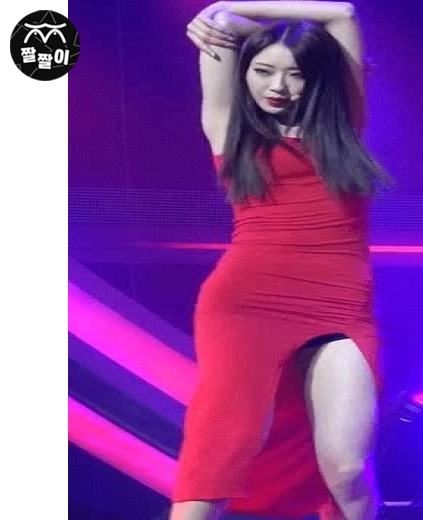경리 섹시한 무대 겨드랑이