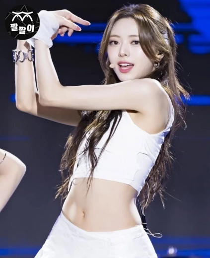 순백의 itzy 갓유나