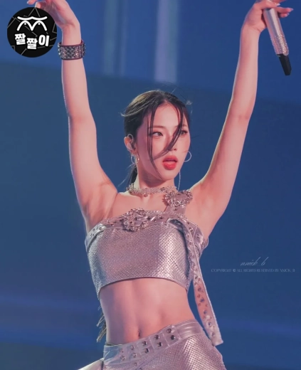 겨갤 출처 베몬 루카 겨드랑이