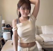 얼짱시대 65G컵 유부녀 홍영기 노브라~