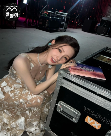 아이들 미연 은은한 윗슴