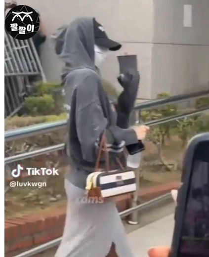 장원영 출근길 미시룩 몸매 ㅗㅜㅑ