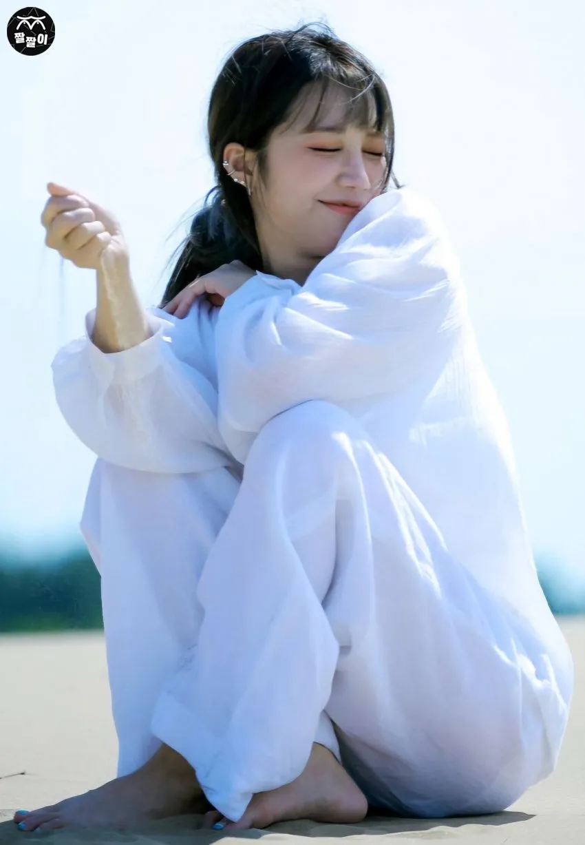 에이핑크 정은지 발 모음
