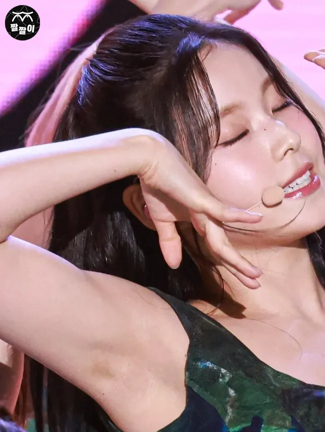 선명하게 보이는 엔믹스 규진 겨점