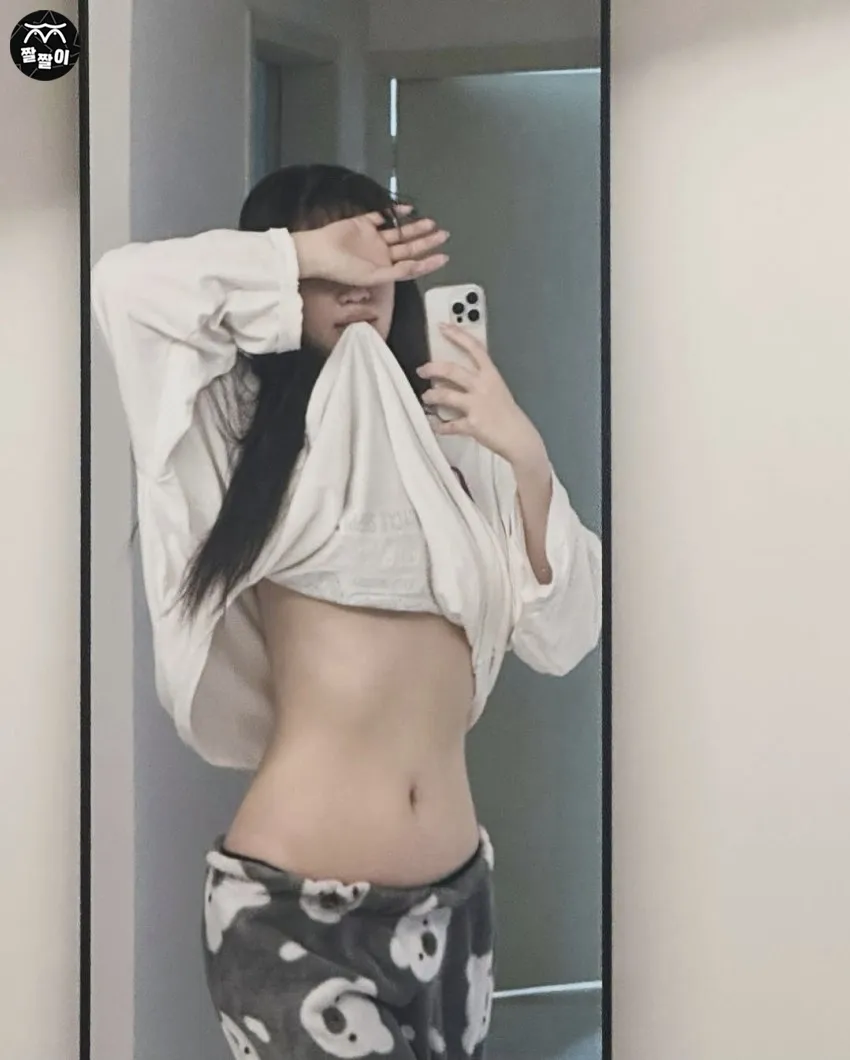 편해보이는 자취룩 S몸매