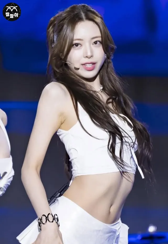 순백의 itzy 갓유나