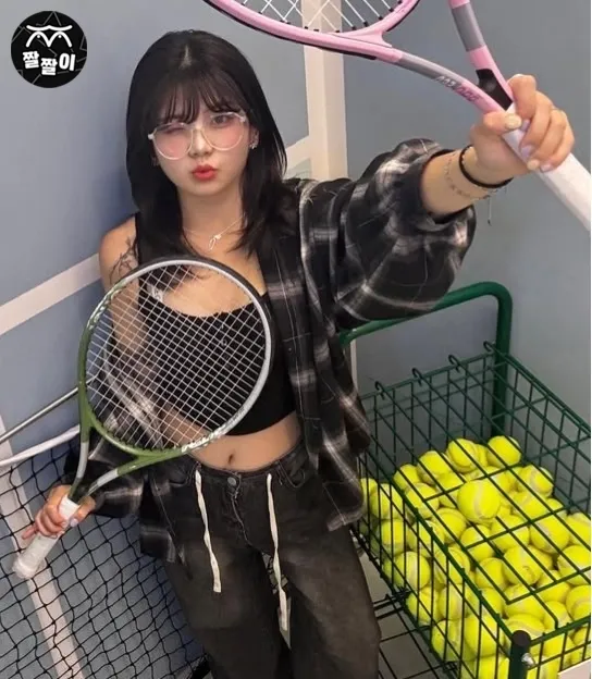 귀염뽀짝 테니스녀