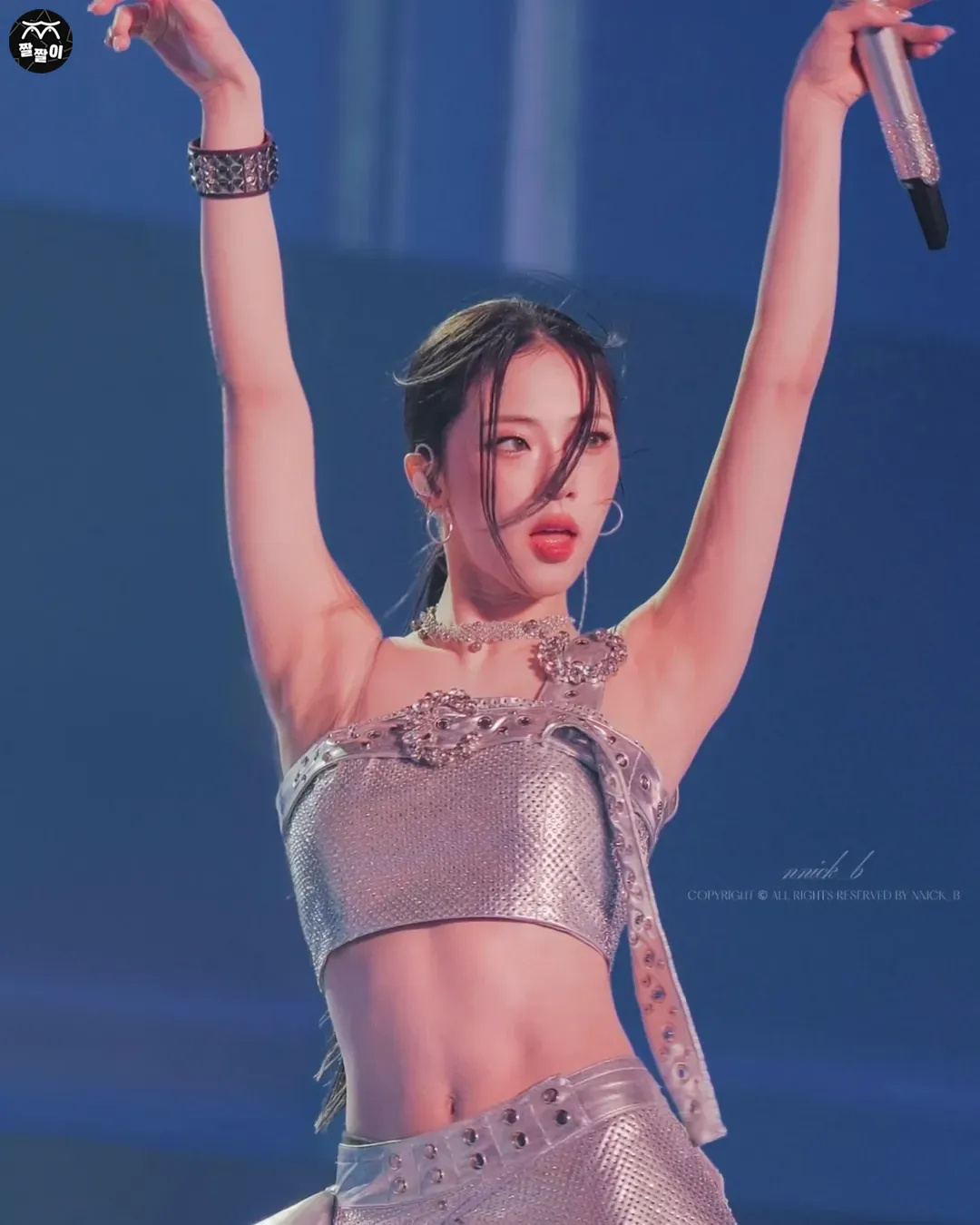 겨갤 출처 베몬 루카 겨드랑이