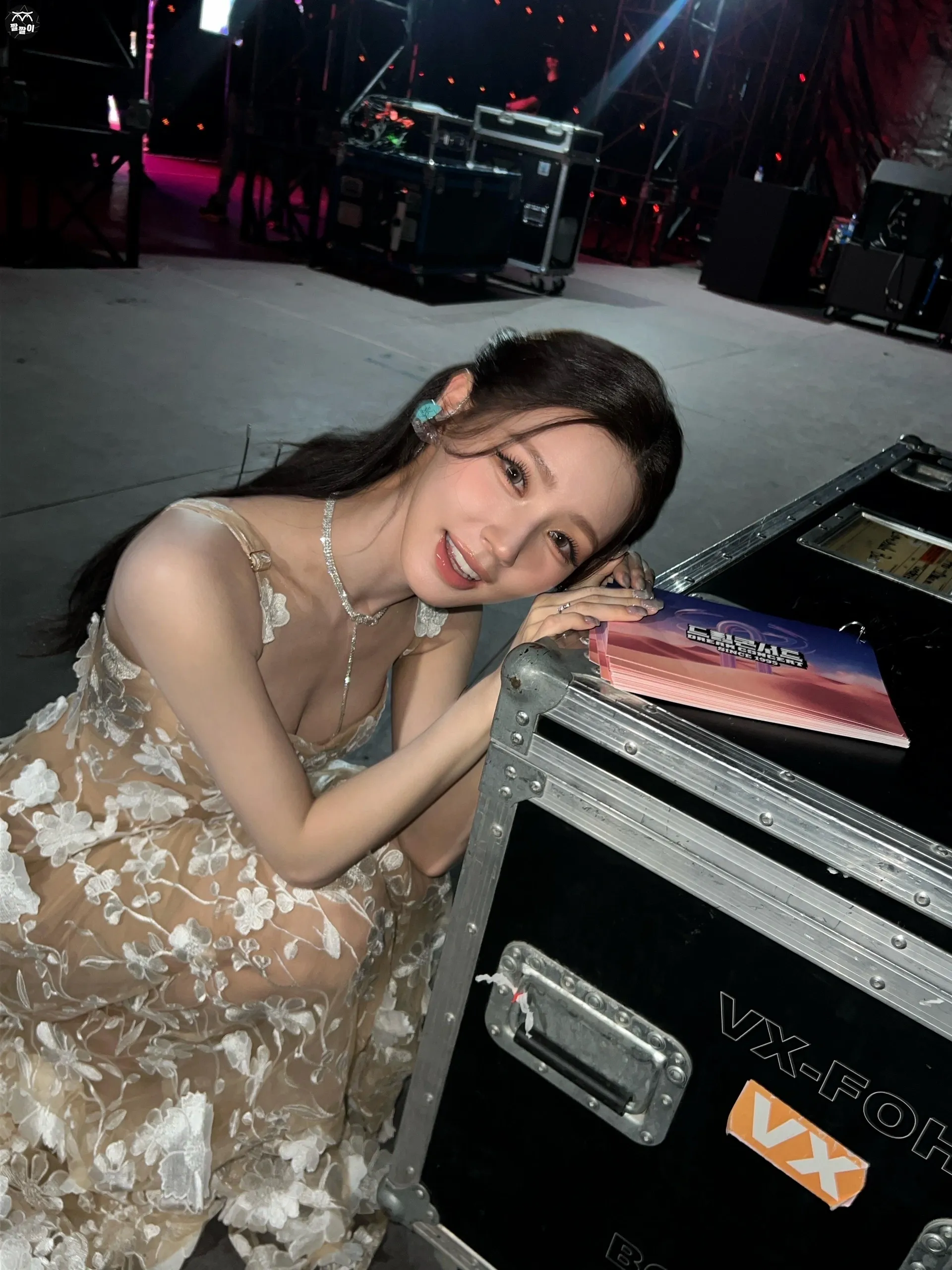 아이들 미연 은은한 윗슴